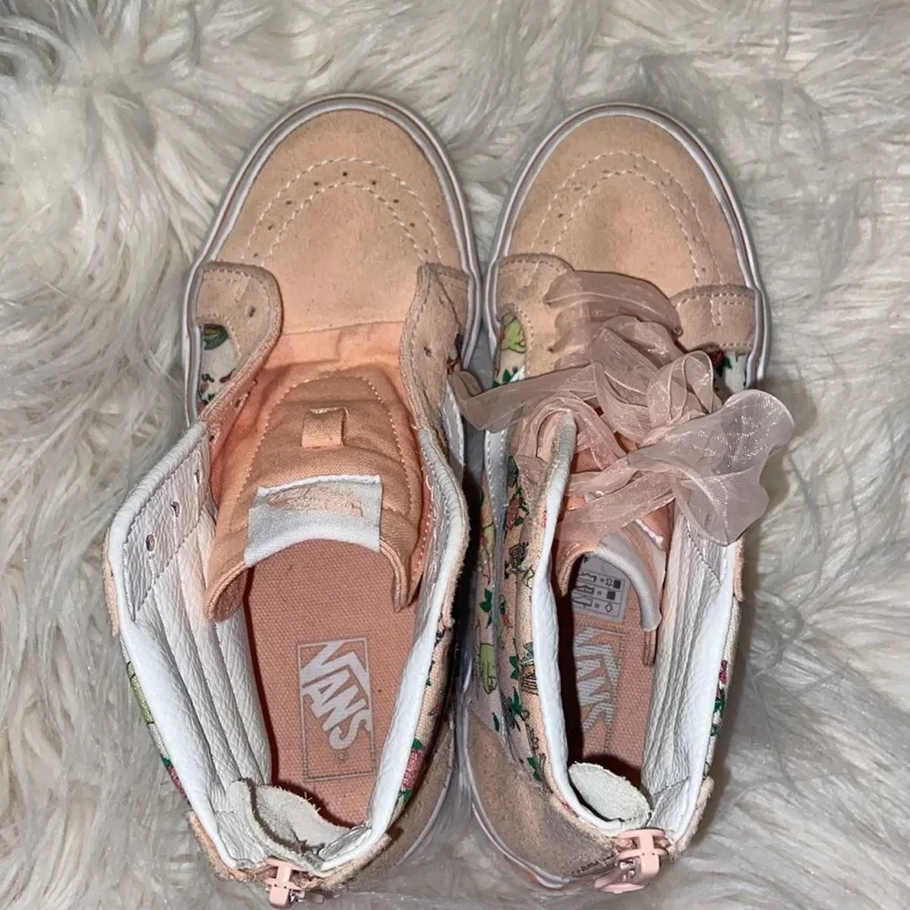 Vans Sk8 Hi top, Zip Sneakers, Pink Frog Princess Pattern Shoes size 3